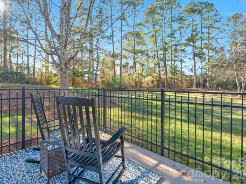 3038 Bellasera Way, Matthews, NC 28105.  MLS# CAR4319866, YatesRealty ID 50545. Your private sanctuary!