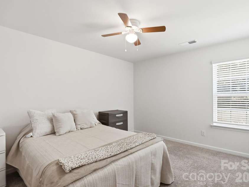 6204 Ellimar Field Lane, Charlotte, NC 28215.  MLS# CAR4422210, YatesRealty ID 50545. Bedroom 3