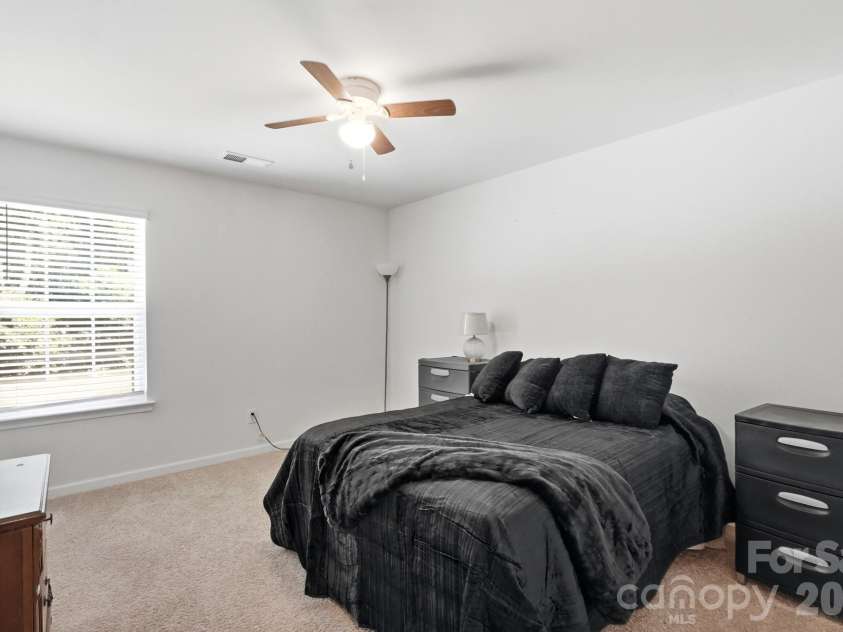 6204 Ellimar Field Lane, Charlotte, NC 28215.  MLS# CAR4422210, YatesRealty ID 50545. Bedroom 4