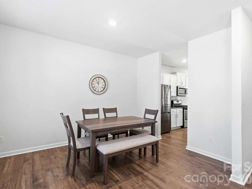6204 Ellimar Field Lane, Charlotte, NC 28215.  MLS# CAR4422210, YatesRealty ID 50545. Dining Area