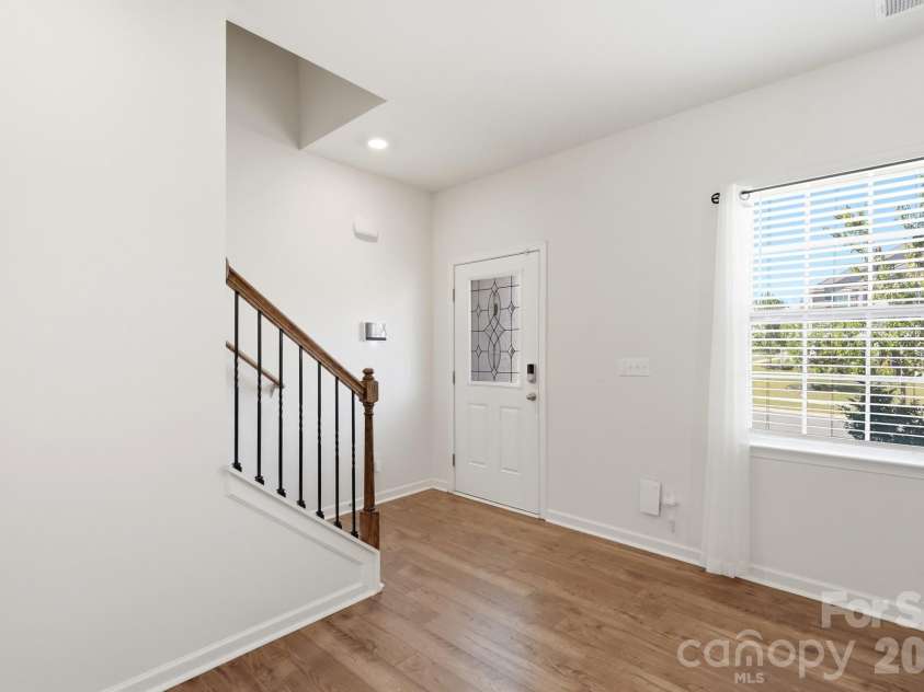 6204 Ellimar Field Lane, Charlotte, NC 28215.  MLS# CAR4422210, YatesRealty ID 50545. Front entrance
