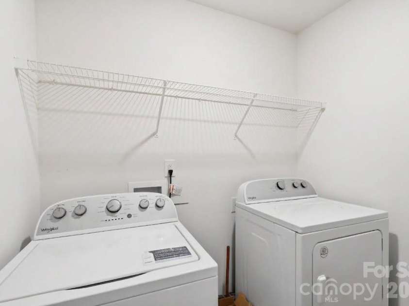 6204 Ellimar Field Lane, Charlotte, NC 28215.  MLS# CAR4422210, YatesRealty ID 50545. Laundry Room