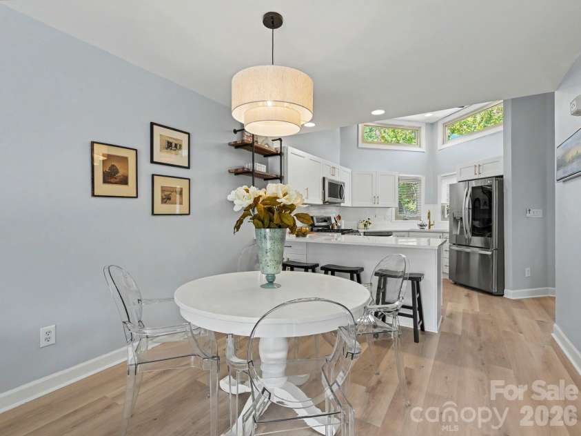 14546 Waterside Drive, Charlotte, NC 28278.  MLS# CAR4423236, YatesRealty ID 50546. 