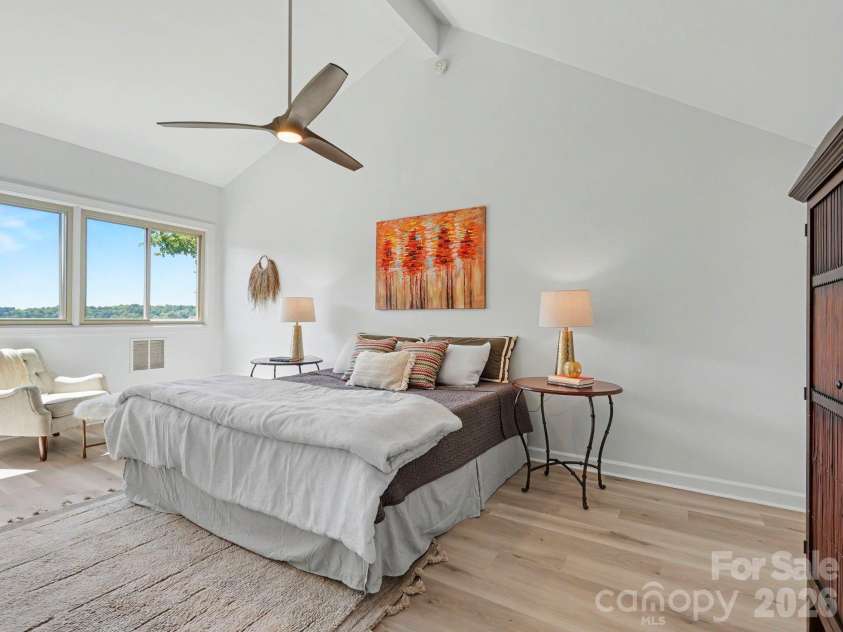14546 Waterside Drive, Charlotte, NC 28278.  MLS# CAR4423236, YatesRealty ID 50546. 