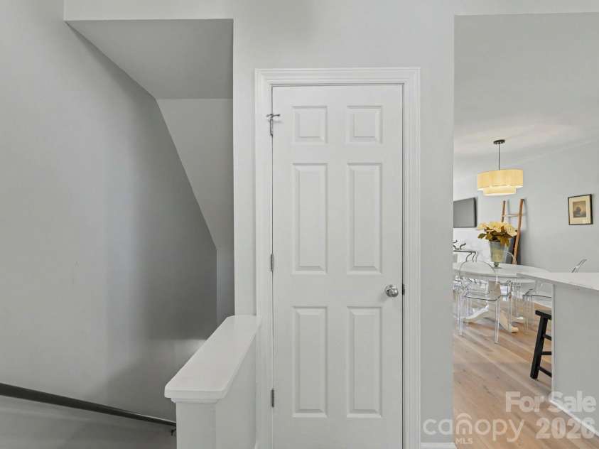 14546 Waterside Drive, Charlotte, NC 28278.  MLS# CAR4423236, YatesRealty ID 50546. 