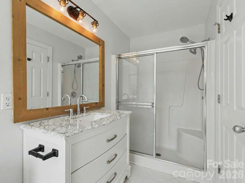 14546 Waterside Drive, Charlotte, NC 28278.  MLS# CAR4423236, YatesRealty ID 50546. 