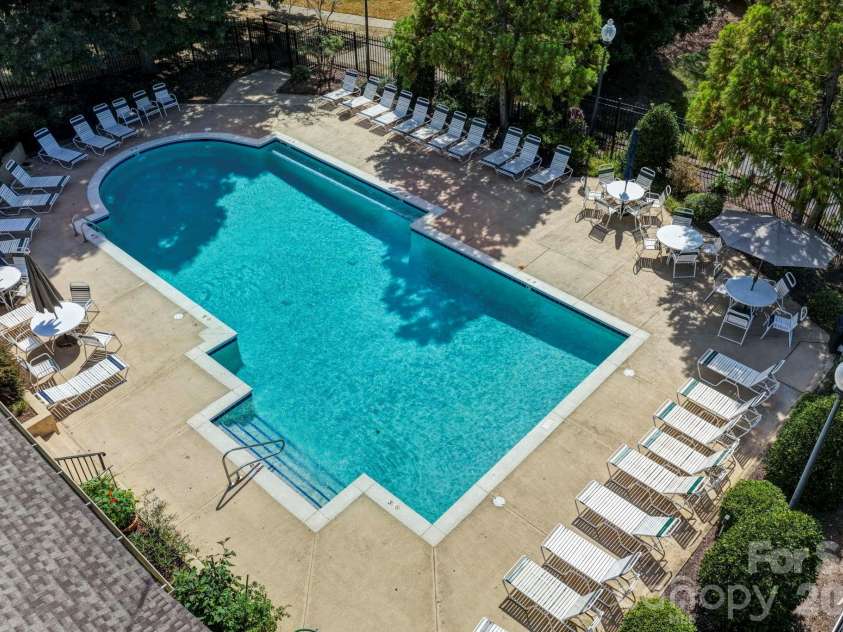 14546 Waterside Drive, Charlotte, NC 28278.  MLS# CAR4423236, YatesRealty ID 50546. 