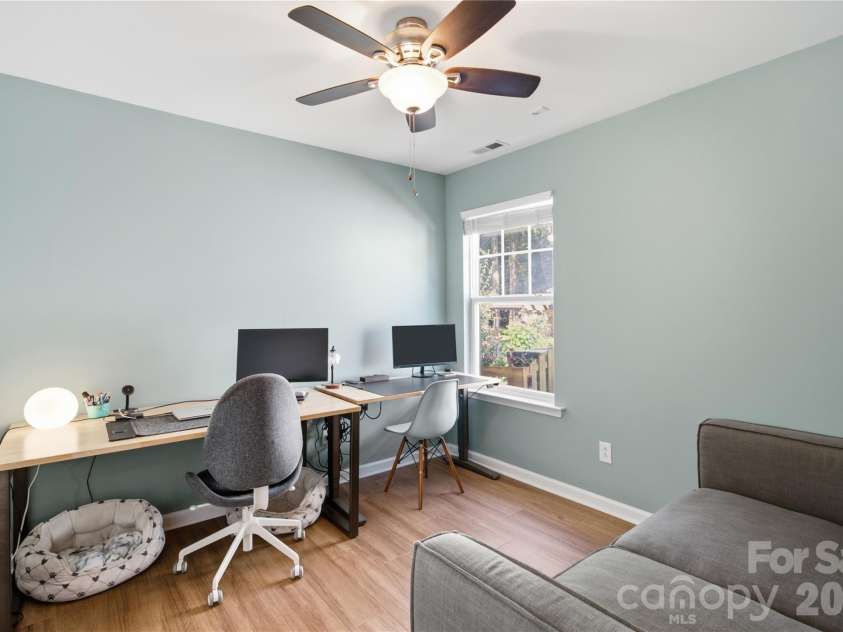 9533 Brighthaven Lane, Charlotte, NC 28214.  MLS# CAR4422080, YatesRealty ID 50553. 