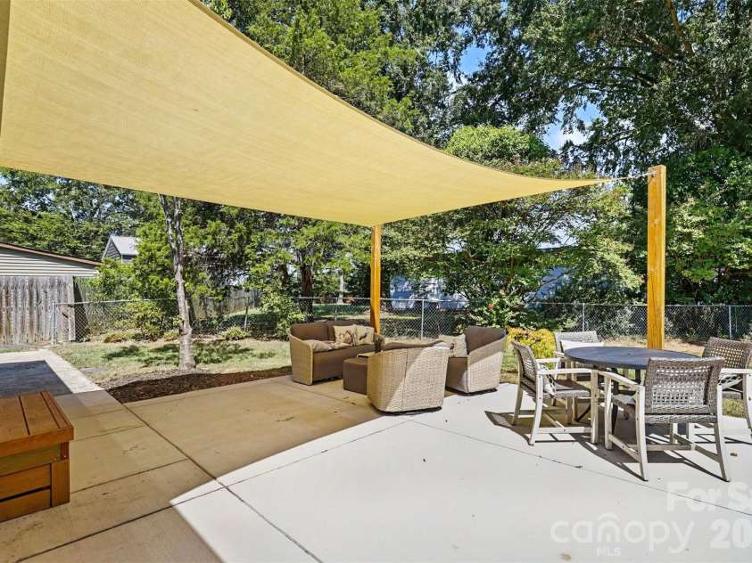 105 Marine Drive, Pineville, NC 28134.  MLS# CAR4423680, YatesRealty ID 50554. 