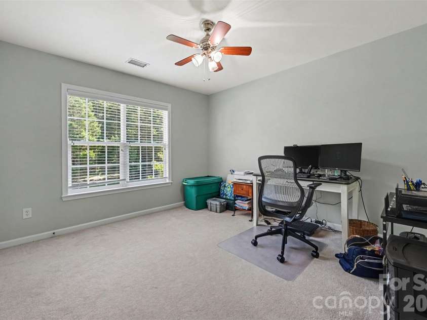 9538 Linden Tree Lane, Charlotte, NC 28277.  MLS# CAR4421584, YatesRealty ID 50556. 