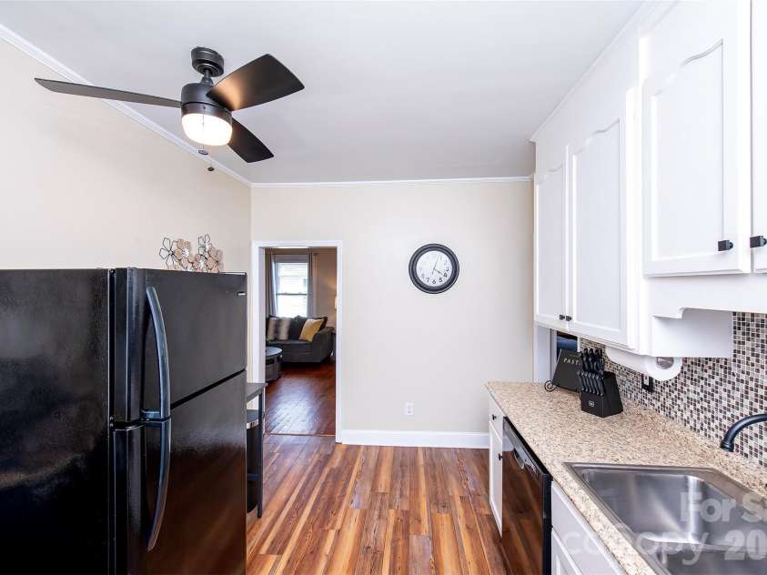 1525 Perfection Avenue, Belmont, NC 28012.  MLS# CAR4423972, YatesRealty ID 50557. 