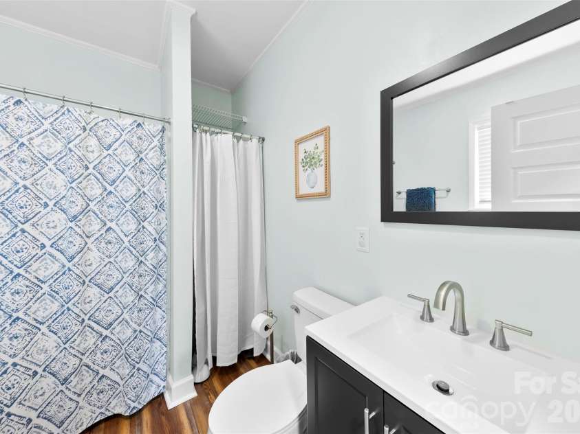 1525 Perfection Avenue, Belmont, NC 28012.  MLS# CAR4423972, YatesRealty ID 50557. 