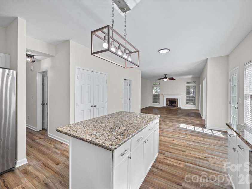 115 Doby Creek Court, Fort Mill, SC 29715.  MLS# CAR4423429, YatesRealty ID 50558. 