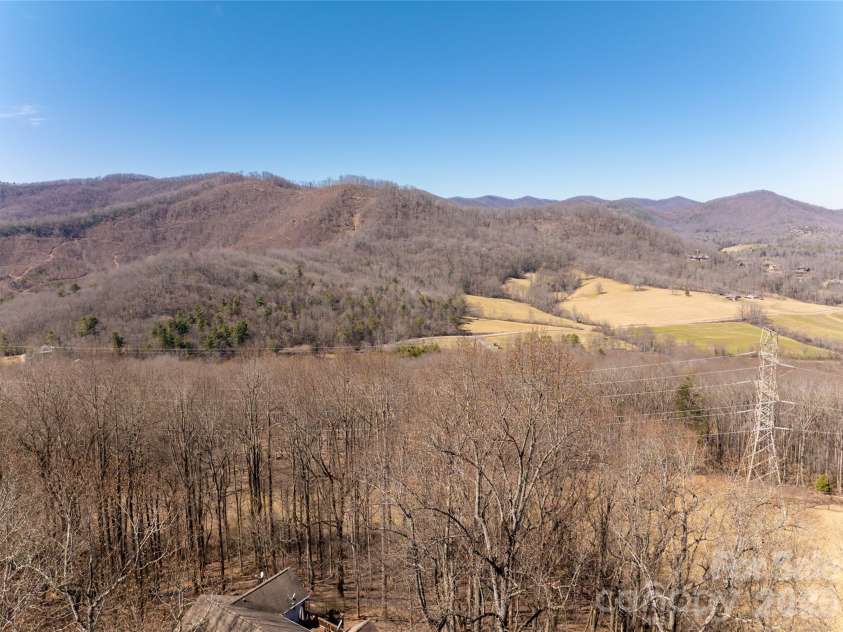 99999 Laurel Drive, Mills River, NC 28759.  MLS# CAR4423476, YatesRealty ID 50560. 