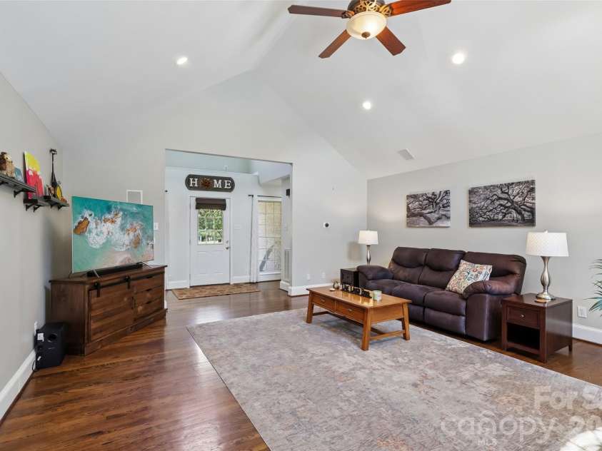 319 Big Indian Loop, Mooresville, NC 28117.  MLS# CAR4415551, YatesRealty ID 50564. 