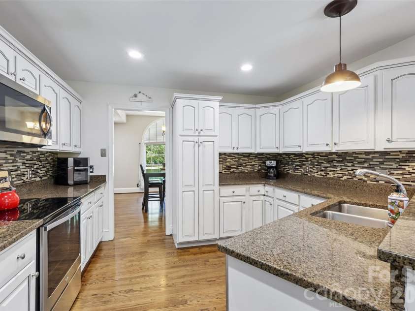 319 Big Indian Loop, Mooresville, NC 28117.  MLS# CAR4415551, YatesRealty ID 50564. 