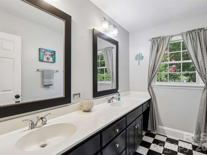 319 Big Indian Loop, Mooresville, NC 28117.  MLS# CAR4415551, YatesRealty ID 50564. 