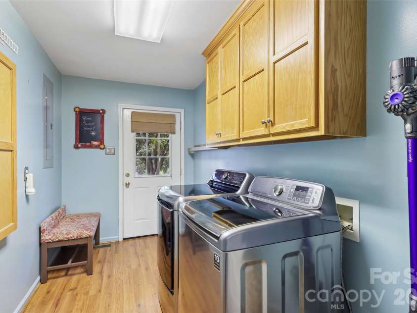 319 Big Indian Loop, Mooresville, NC 28117.  MLS# CAR4415551, YatesRealty ID 50564. 