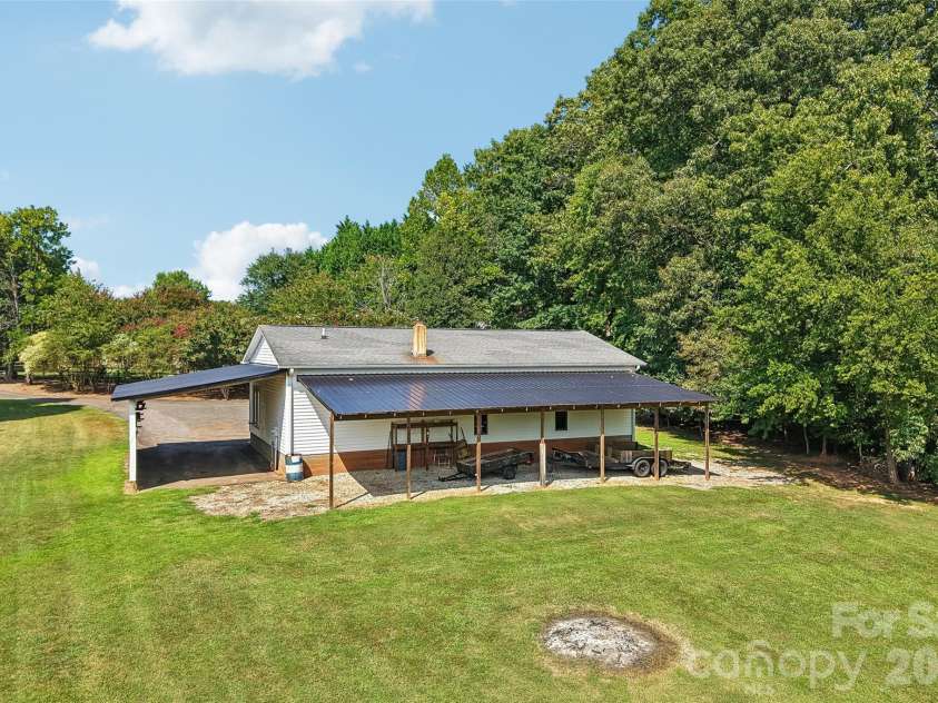 319 Big Indian Loop, Mooresville, NC 28117.  MLS# CAR4415551, YatesRealty ID 50564. 