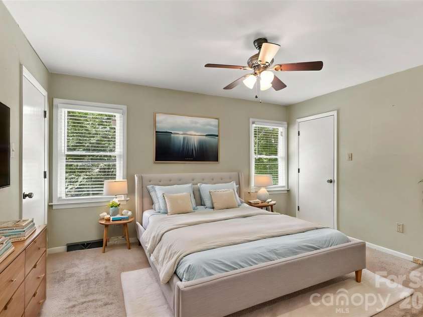 1732 Forest Lake Drive, Rock Hill, SC 29732.  MLS# CAR4423359, YatesRealty ID 50565. 