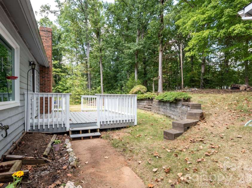 1732 Forest Lake Drive, Rock Hill, SC 29732.  MLS# CAR4423359, YatesRealty ID 50565. 