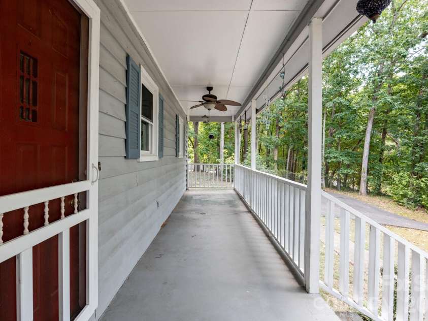 1732 Forest Lake Drive, Rock Hill, SC 29732.  MLS# CAR4423359, YatesRealty ID 50565. 