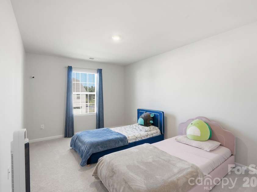 9709 Inkberry Drive, Gastonia, NC 28056.  MLS# CAR4419882, YatesRealty ID 50568. 
