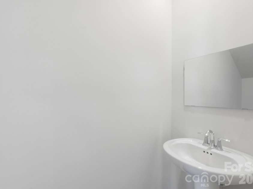 9709 Inkberry Drive, Gastonia, NC 28056.  MLS# CAR4419882, YatesRealty ID 50568. 