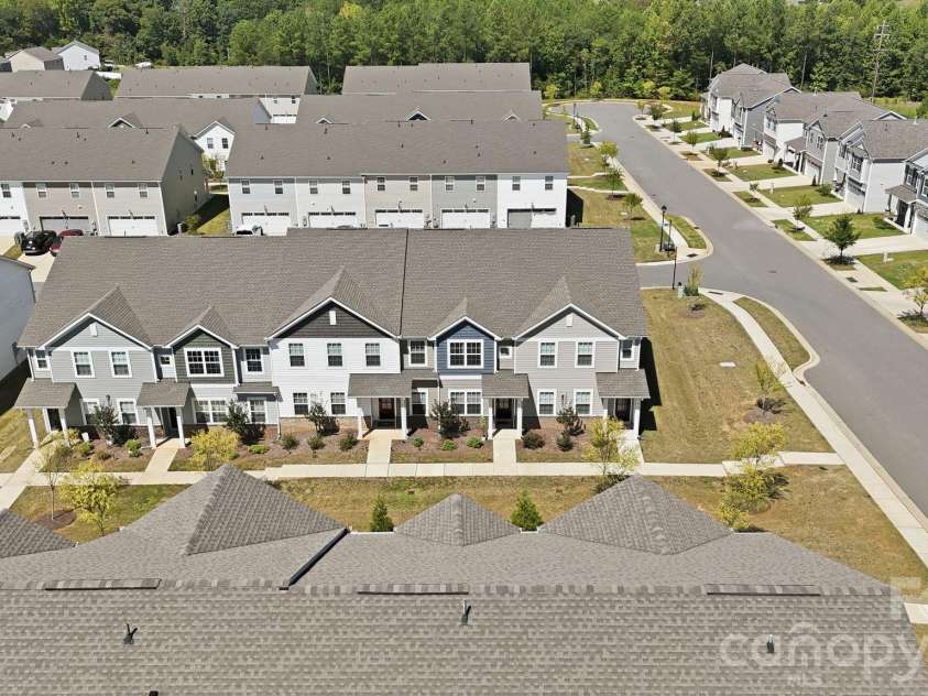 9709 Inkberry Drive, Gastonia, NC 28056.  MLS# CAR4419882, YatesRealty ID 50568. 