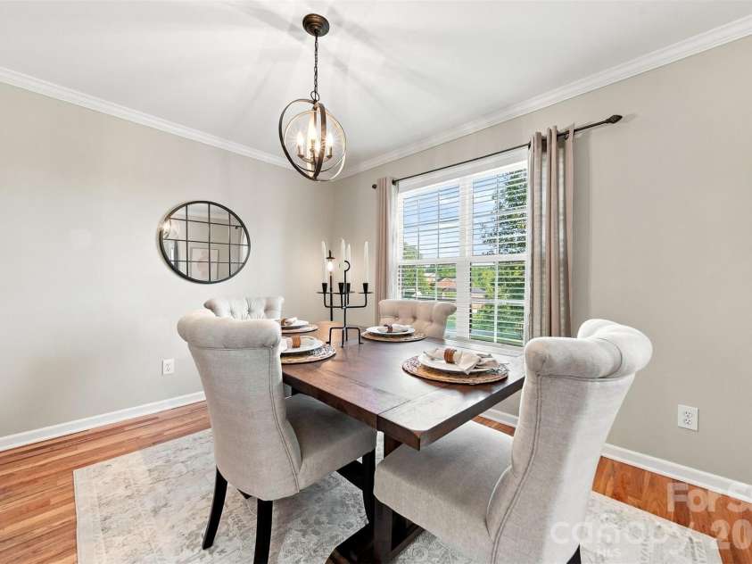 5171 Butner Drive, Hickory, NC 28602.  MLS# CAR4422279, YatesRealty ID 50574. 
