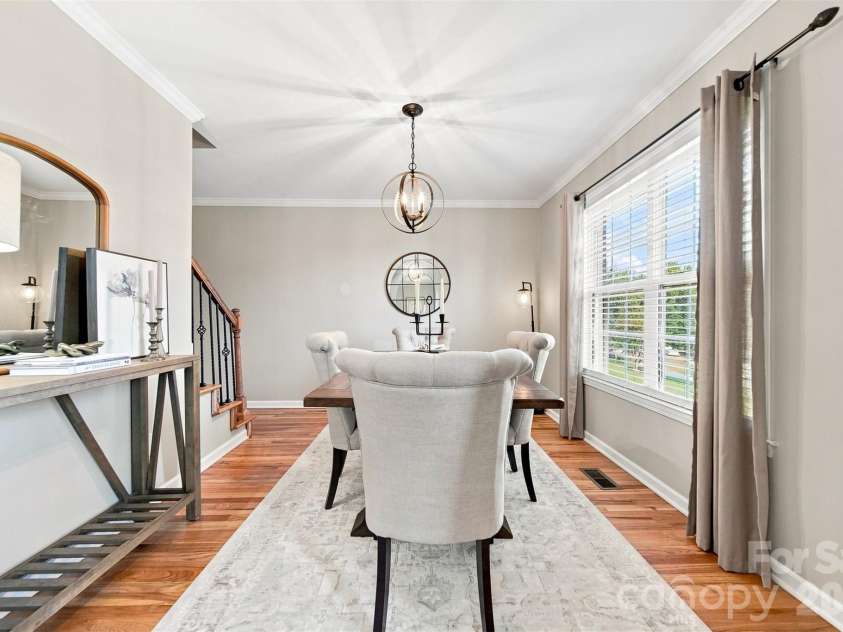 5171 Butner Drive, Hickory, NC 28602.  MLS# CAR4422279, YatesRealty ID 50574. 