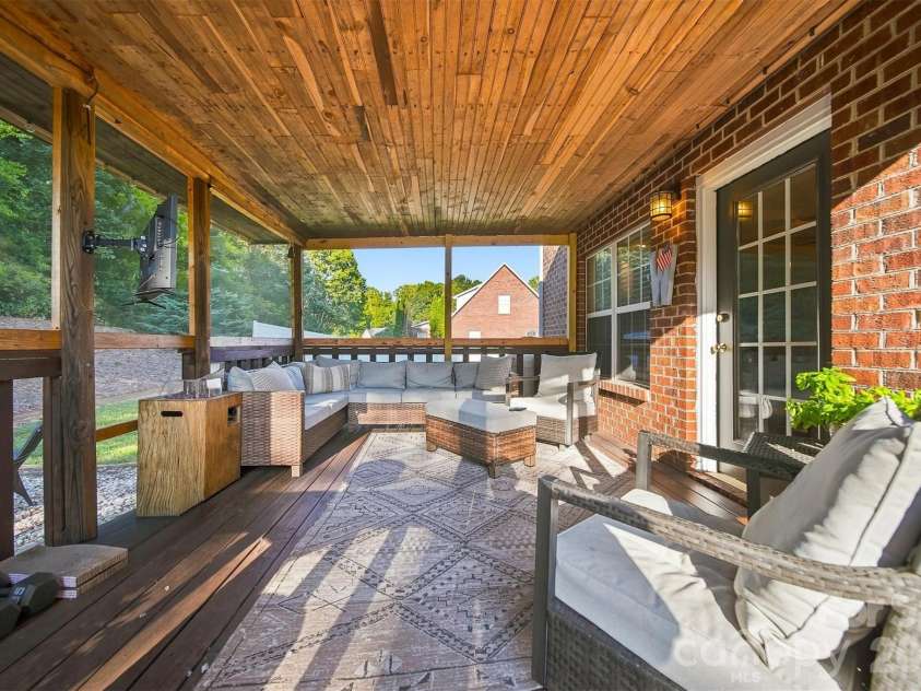 5171 Butner Drive, Hickory, NC 28602.  MLS# CAR4422279, YatesRealty ID 50574. Screened porch