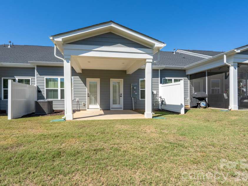 712 Hazel Way, Denver, NC 28037.  MLS# CAR4424112, YatesRealty ID 50575. 