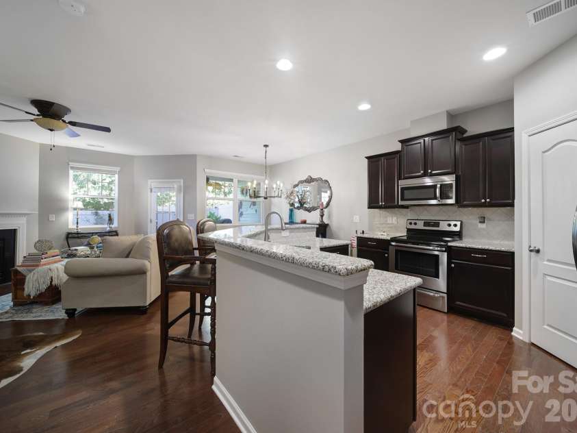 7021 Woodsbay Lane, Rock Hill, SC 29732.  MLS# CAR4423868, YatesRealty ID 50578. 
