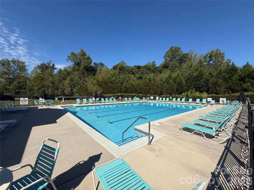 7021 Woodsbay Lane, Rock Hill, SC 29732.  MLS# CAR4423868, YatesRealty ID 50578. Community Pool