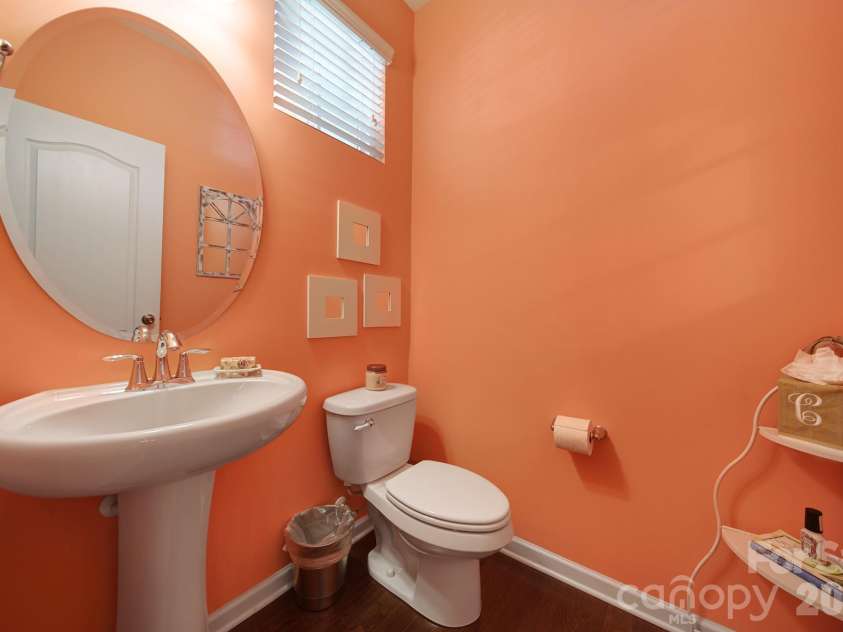 7021 Woodsbay Lane, Rock Hill, SC 29732.  MLS# CAR4423868, YatesRealty ID 50578. Half Bathroom on Main