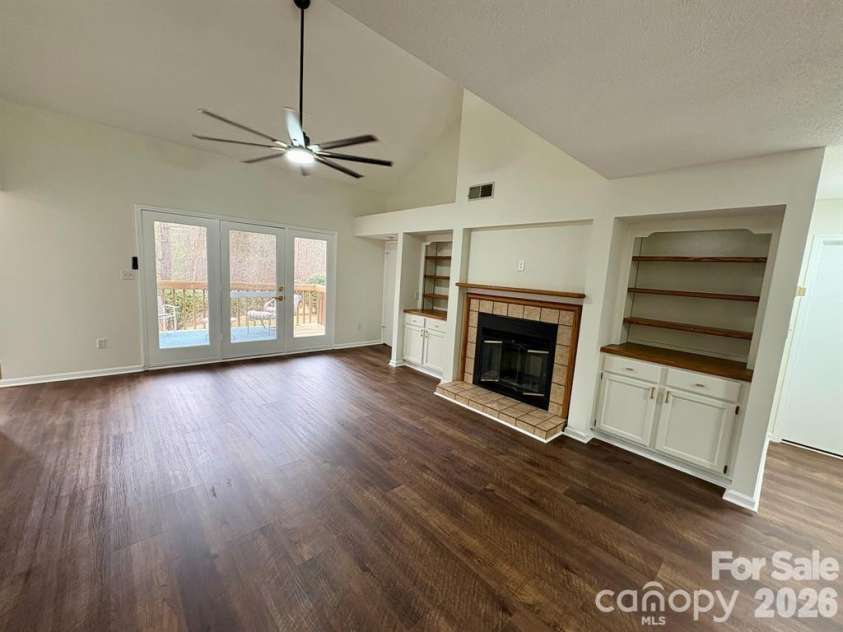 13 Laurel Place Drive, Asheville, NC 28803.  MLS# CAR4423862, YatesRealty ID 50579. 