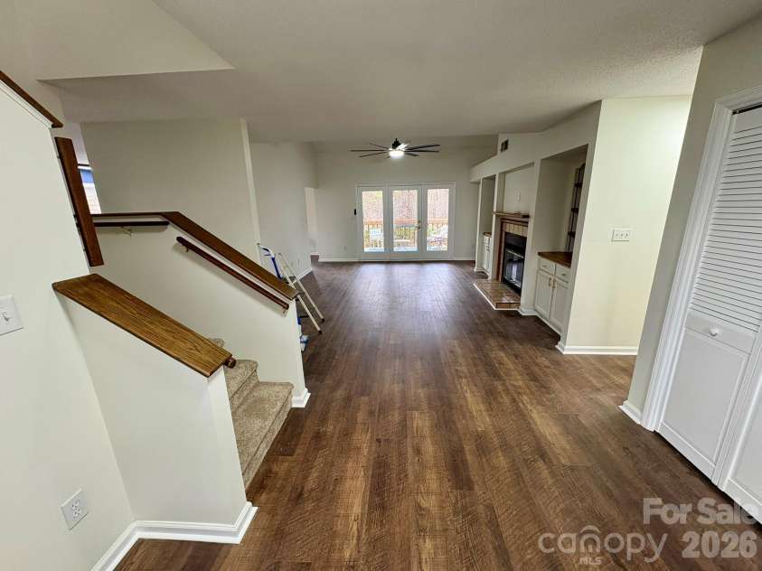 13 Laurel Place Drive, Asheville, NC 28803.  MLS# CAR4423862, YatesRealty ID 50579. 