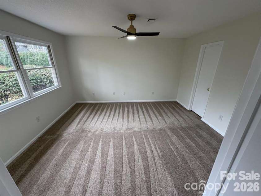 13 Laurel Place Drive, Asheville, NC 28803.  MLS# CAR4423862, YatesRealty ID 50579. 