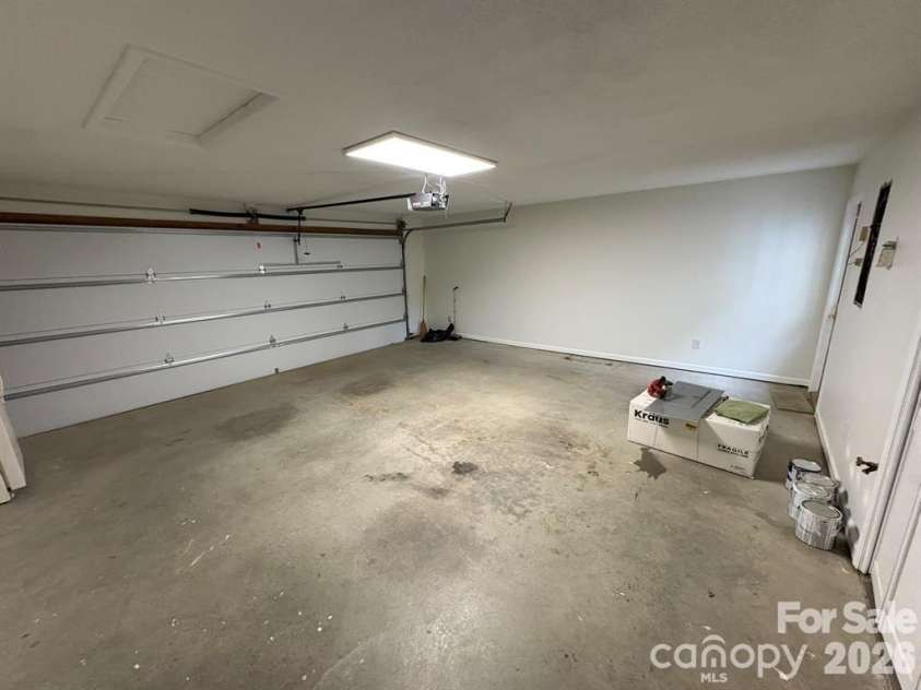 13 Laurel Place Drive, Asheville, NC 28803.  MLS# CAR4423862, YatesRealty ID 50579. 