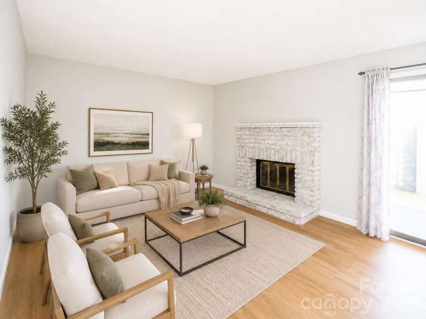 1330 5th Street, Hickory, NC 28601.  MLS# CAR4391303, YatesRealty ID 5058. Virtually Staged
