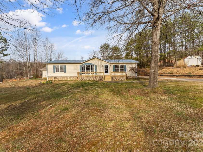 330 Roland Chapel Road, Nebo, NC 28761.  MLS# CAR4234428, YatesRealty ID 5058. 