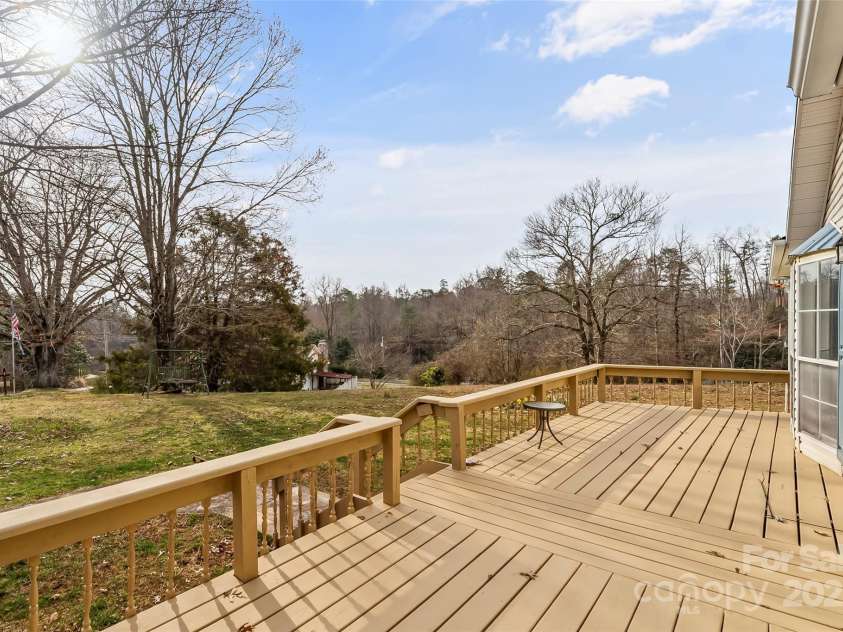 330 Roland Chapel Road, Nebo, NC 28761.  MLS# CAR4234428, YatesRealty ID 5058. 