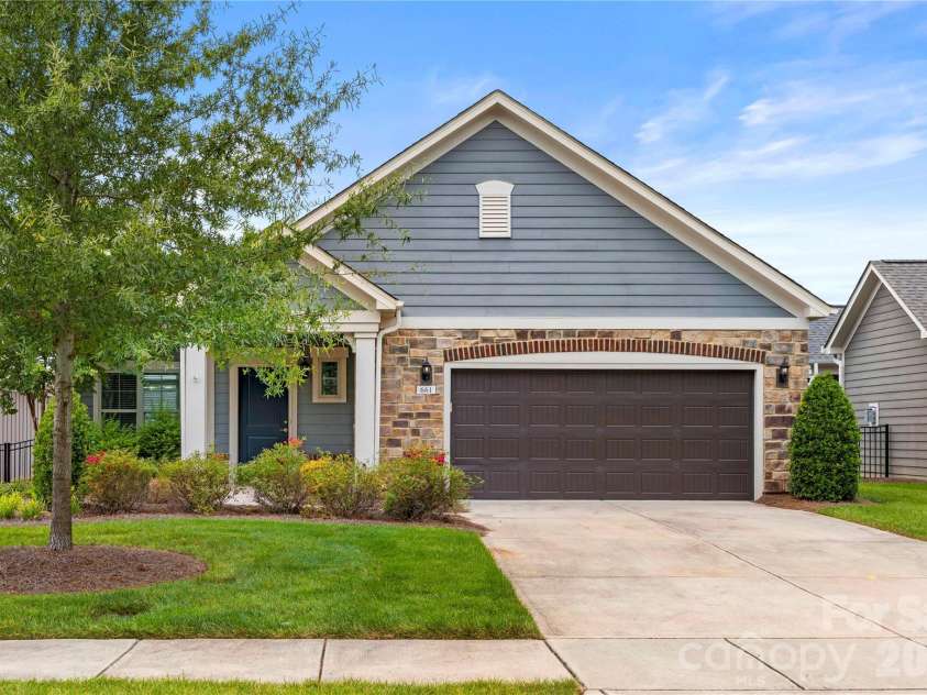 661 Poplar View Drive, Concord, NC 28027.  MLS# CAR4417059, YatesRealty ID 50580. 661 Poplar View Dr NW