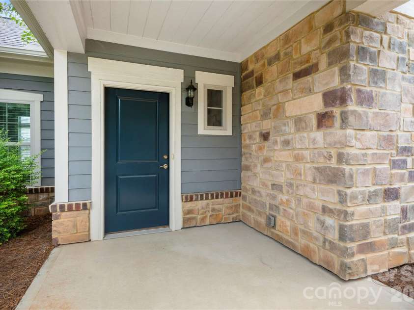 661 Poplar View Drive, Concord, NC 28027.  MLS# CAR4417059, YatesRealty ID 50580. 