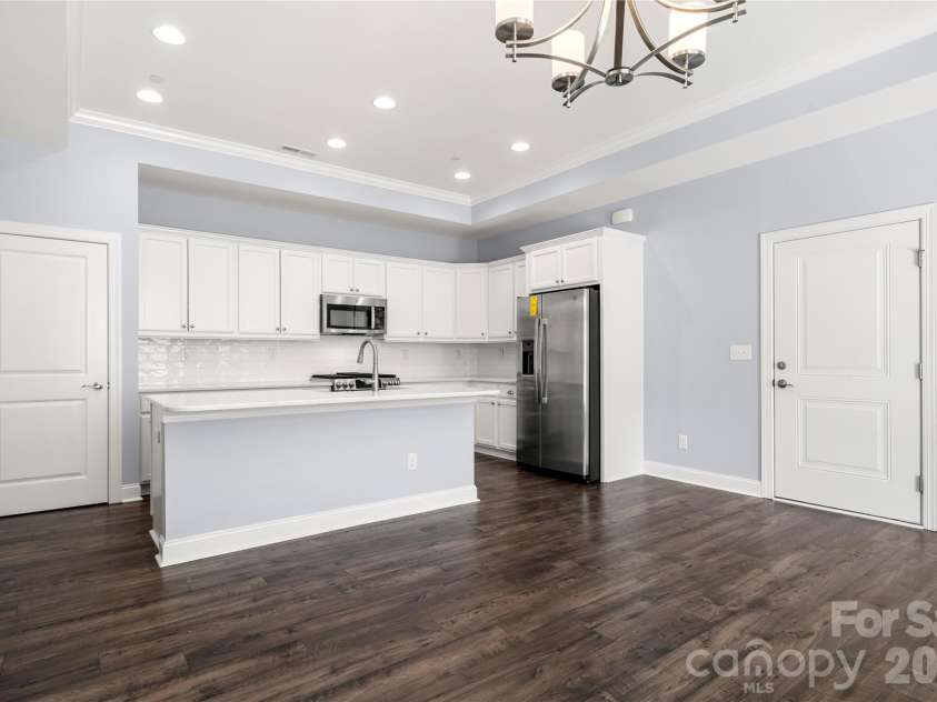 661 Poplar View Drive, Concord, NC 28027.  MLS# CAR4417059, YatesRealty ID 50580. 