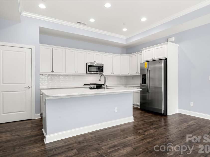 661 Poplar View Drive, Concord, NC 28027.  MLS# CAR4417059, YatesRealty ID 50580. 