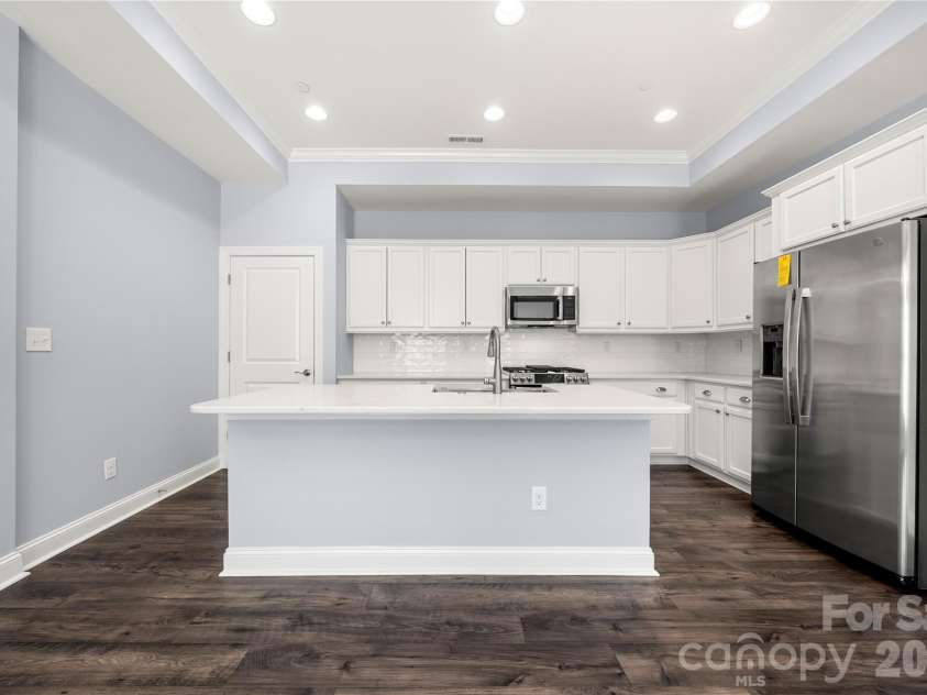 661 Poplar View Drive, Concord, NC 28027.  MLS# CAR4417059, YatesRealty ID 50580. 