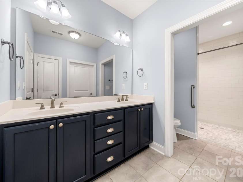 661 Poplar View Drive, Concord, NC 28027.  MLS# CAR4417059, YatesRealty ID 50580. 
