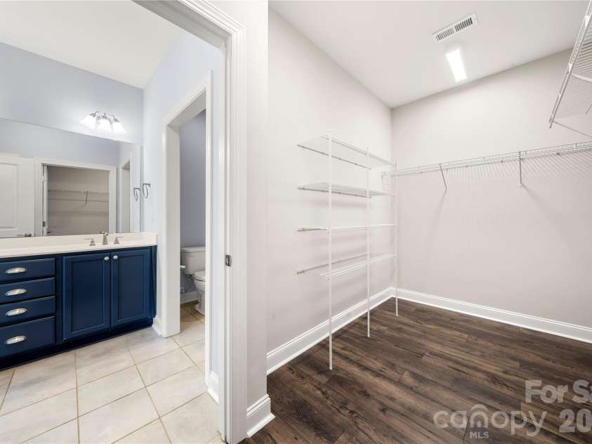 661 Poplar View Drive, Concord, NC 28027.  MLS# CAR4417059, YatesRealty ID 50580. 